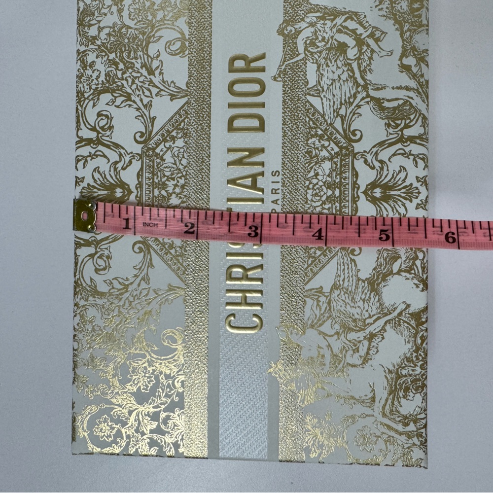 DIOR Medium Gold Foiled Gift Box - Picture 8 of 9